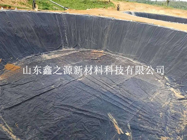 提升沼氣池防滲膜施工速度：科學施策，高效筑牢防滲防線