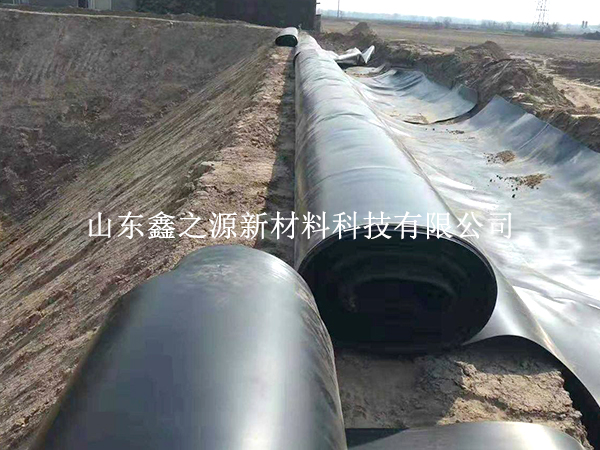 養(yǎng)殖防滲膜適應環(huán)境能力強，可鋪設多種環(huán)境下