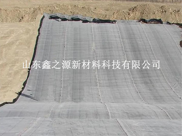 膨潤土防水毯鋪設(shè)施工注意事項(xiàng)：確保防水效果，注重細(xì)節(jié)與創(chuàng)新