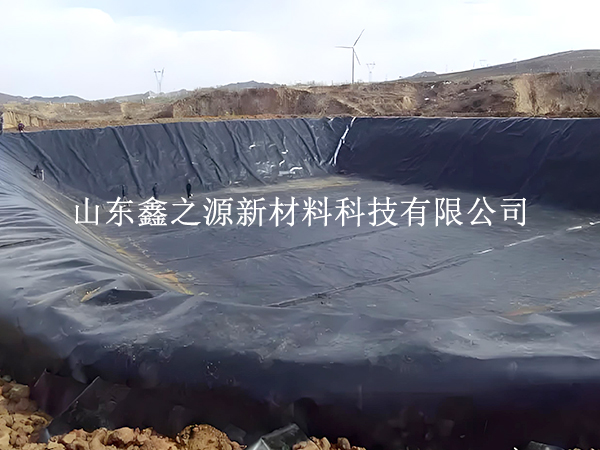 大風(fēng)天氣下土工膜的鋪設(shè)策略：穩(wěn)中求進，安全高效